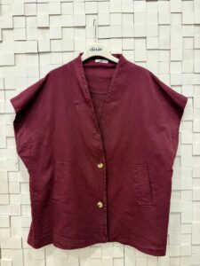 CHALECO OVER DENIM VINO