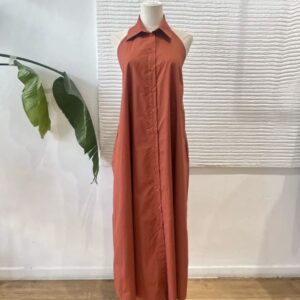 VESTIDO TERRACOTA ESPALDA AIRE