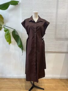 VESTIDO CHOCOLATE LAZADAS LATERALES