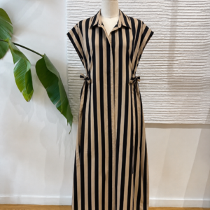 VESTIDO RAYAS NEGRAS Y CRUDA LAZADA LATERAL