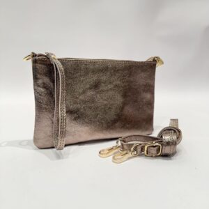 CLUTCH DE PIEL OCRE